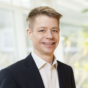 Portrait von Prof. Dr. Gerd Beuster